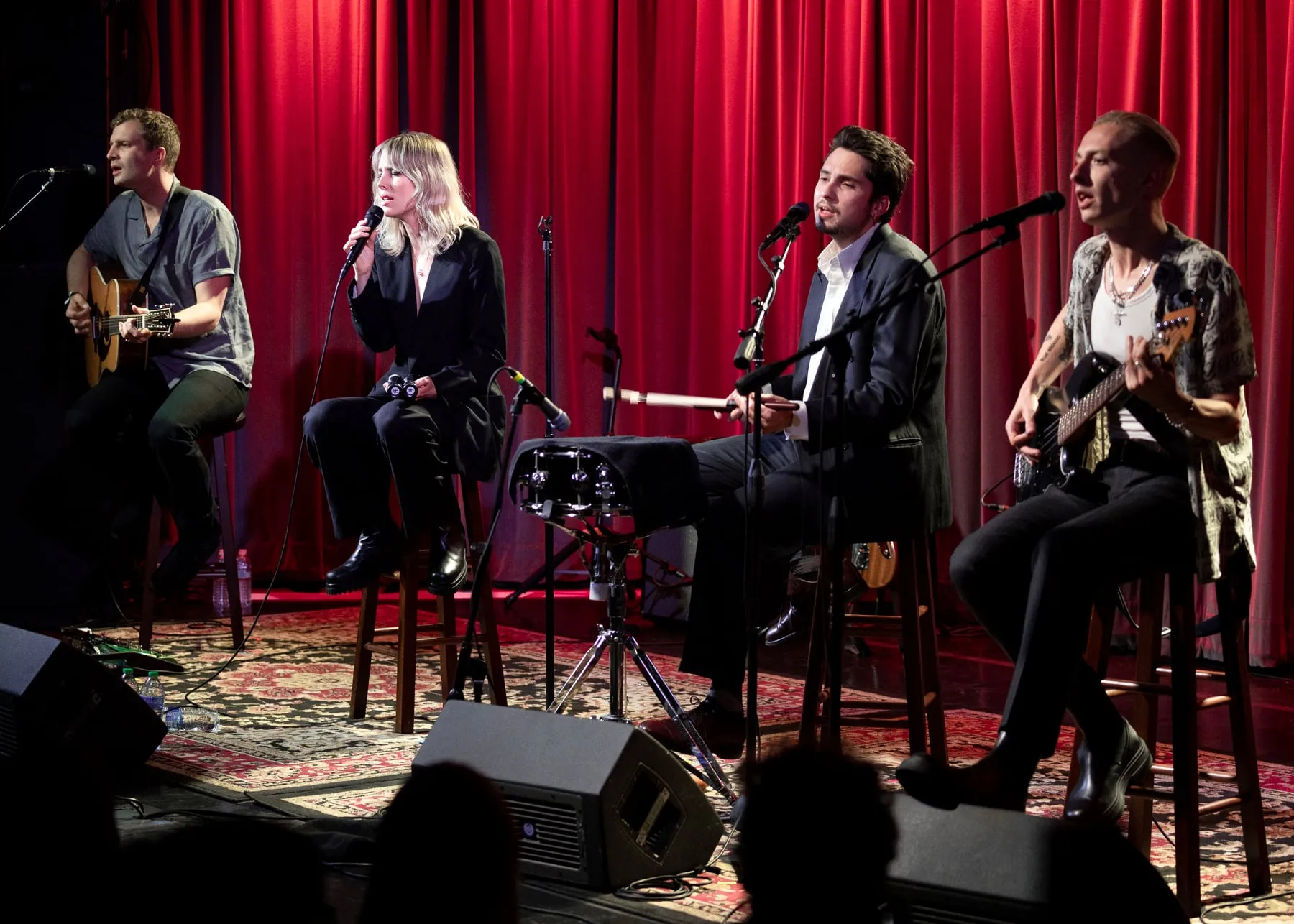 Wolf Alice band photograph